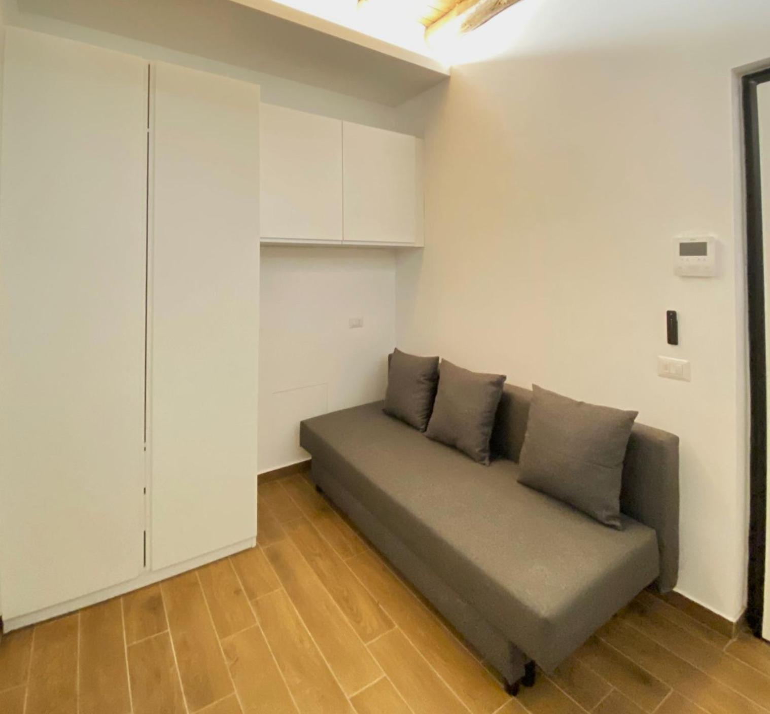 Modern Via Imbonati Appartement Milan